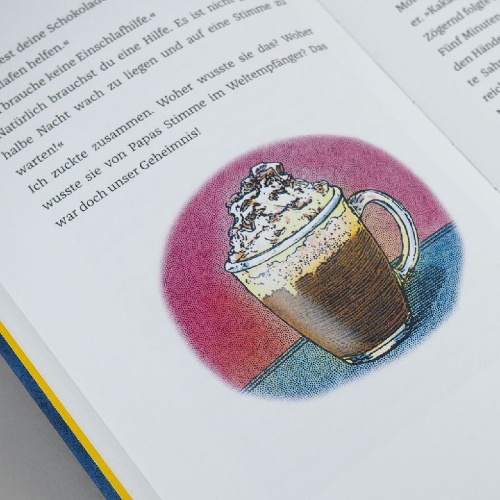 Buchcover und Innenansicht für das Buch: Frau Wolle und der Duft von Schokolade